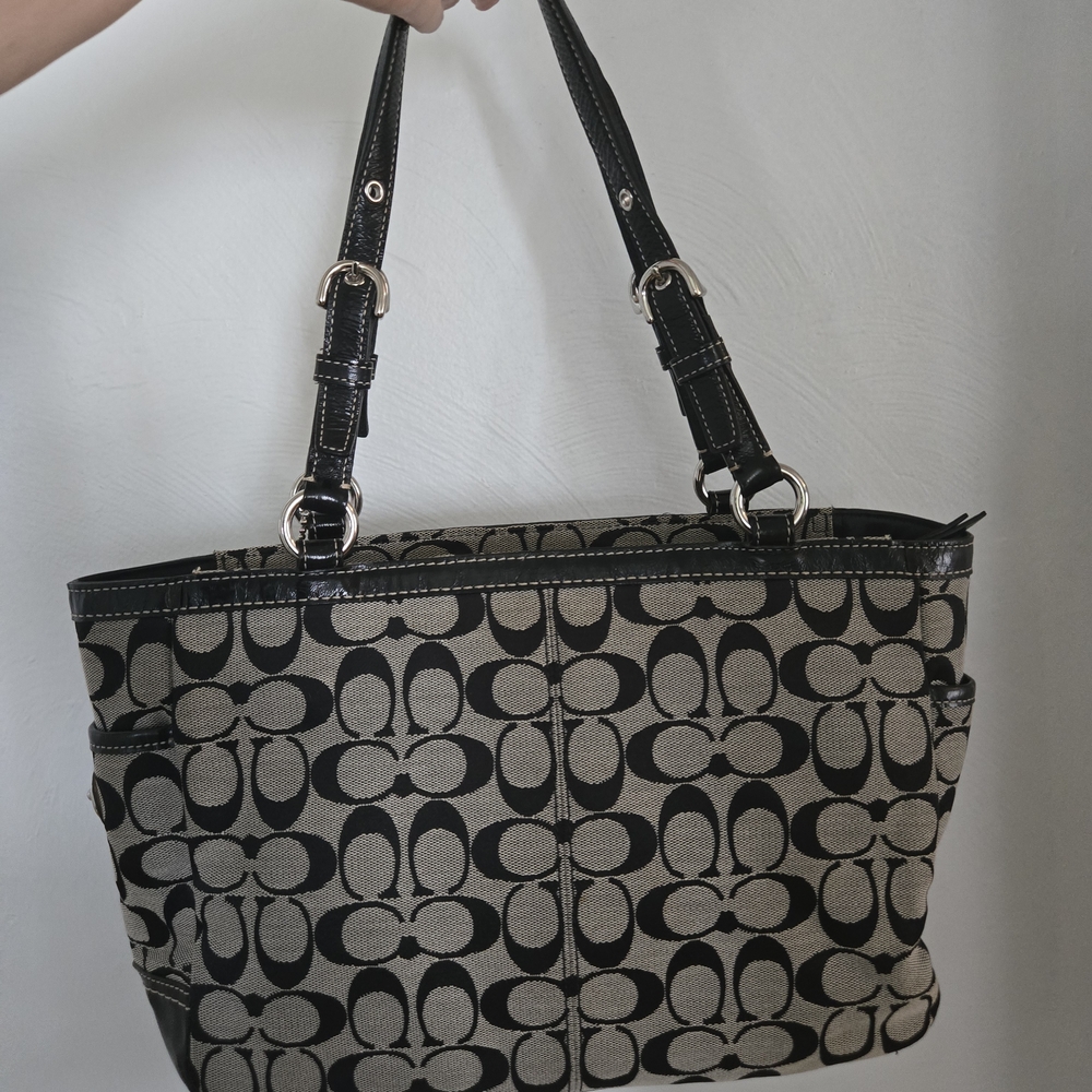 Authentic COACH Signature Pleated Gallery Tote - Black/Grey (F14281) - Picture 3 of 15